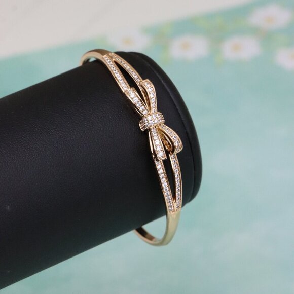 Rose Gold Bow Design Bangle with Sparkling Crystals, XPBL0573 - Picture 6 of 10